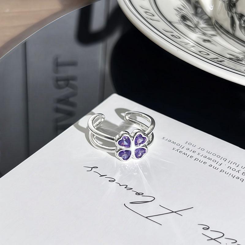 Korean-Style Purple Diamond Four-Leaf Clover Ring for Women - Elegant and Fashionable Index Finger Accessory