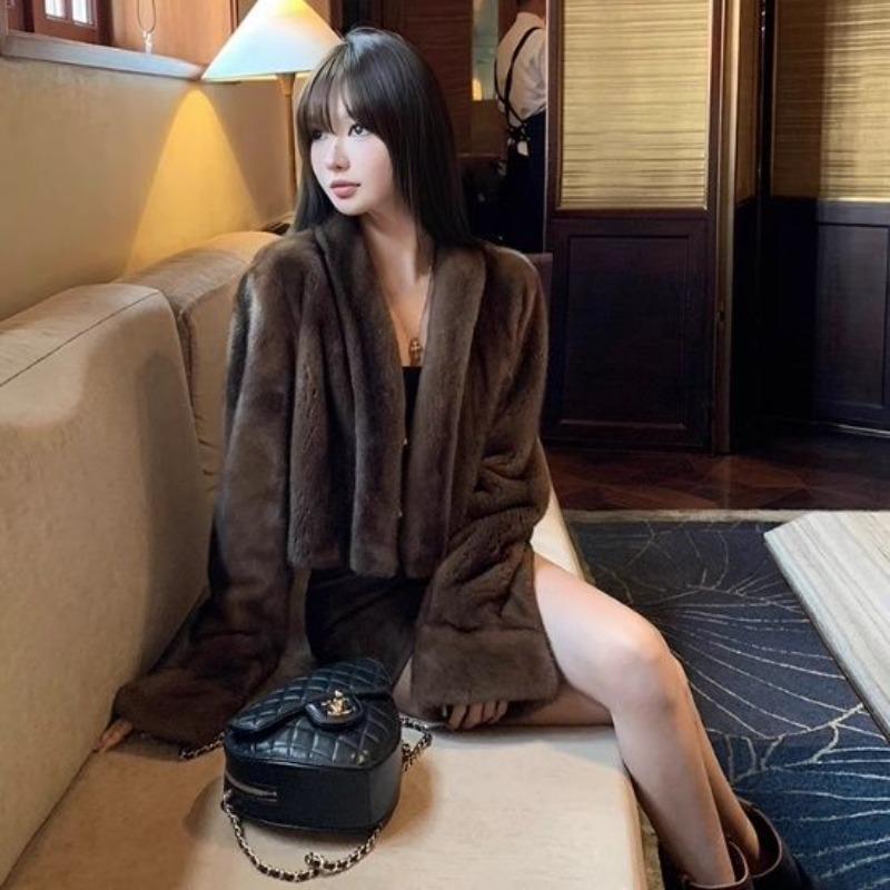 

Милое зимнее пальто из искусственного меха для женщин, уютное, толстое, на плюшевой флисовой подкладке, модная верхняя одежда для миниатюрных M кофейный