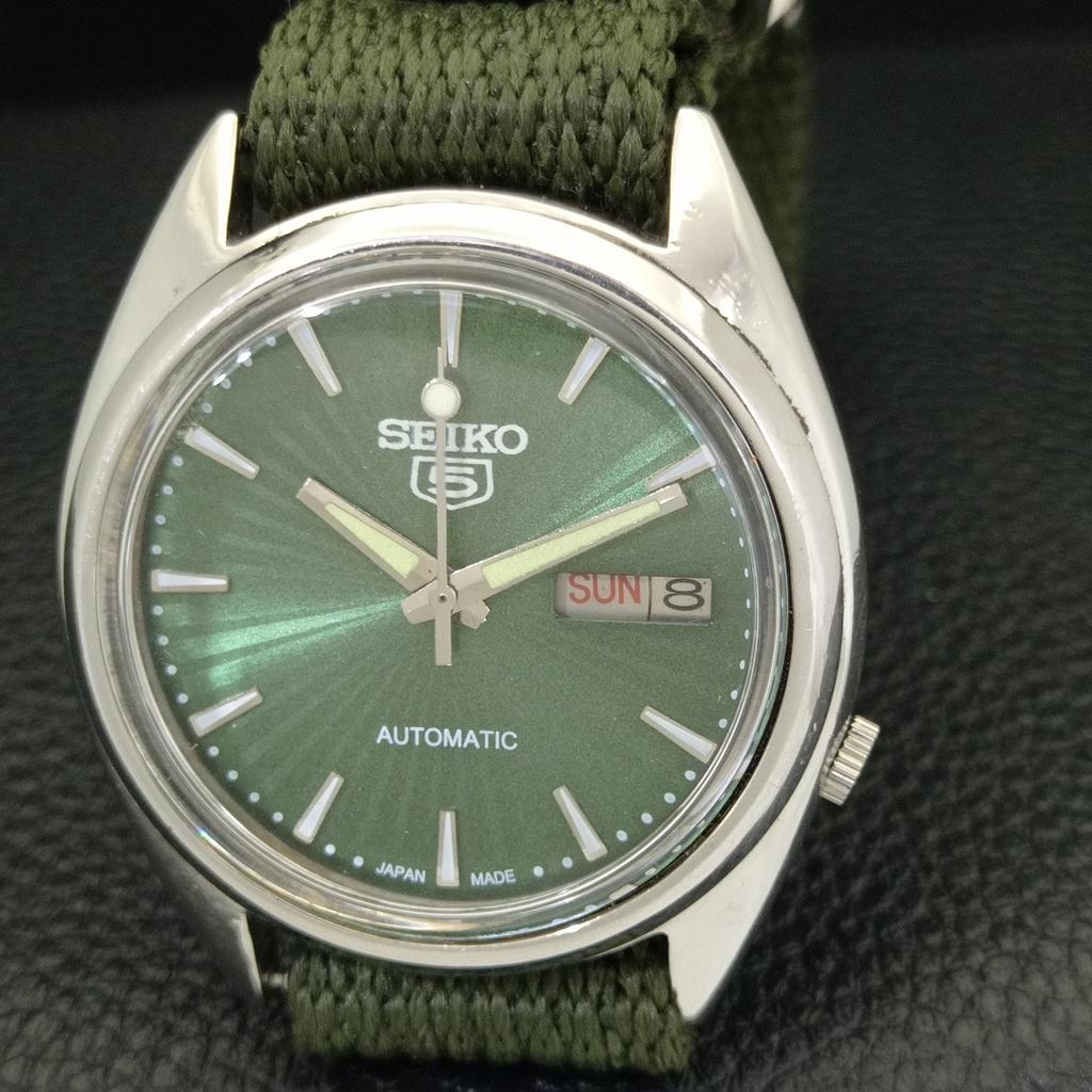 AUTOMATIC 7009A VINTAGE SEIKO 5 JAPAN MENS GREEN COLOR DIAL WATCH A701521-5 R206b-a701521