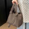Bucket Bag Women's New Fashion Women's Bag High-end Autumn and Winter Hand-held Vegetable Basket Crossbody Bag
