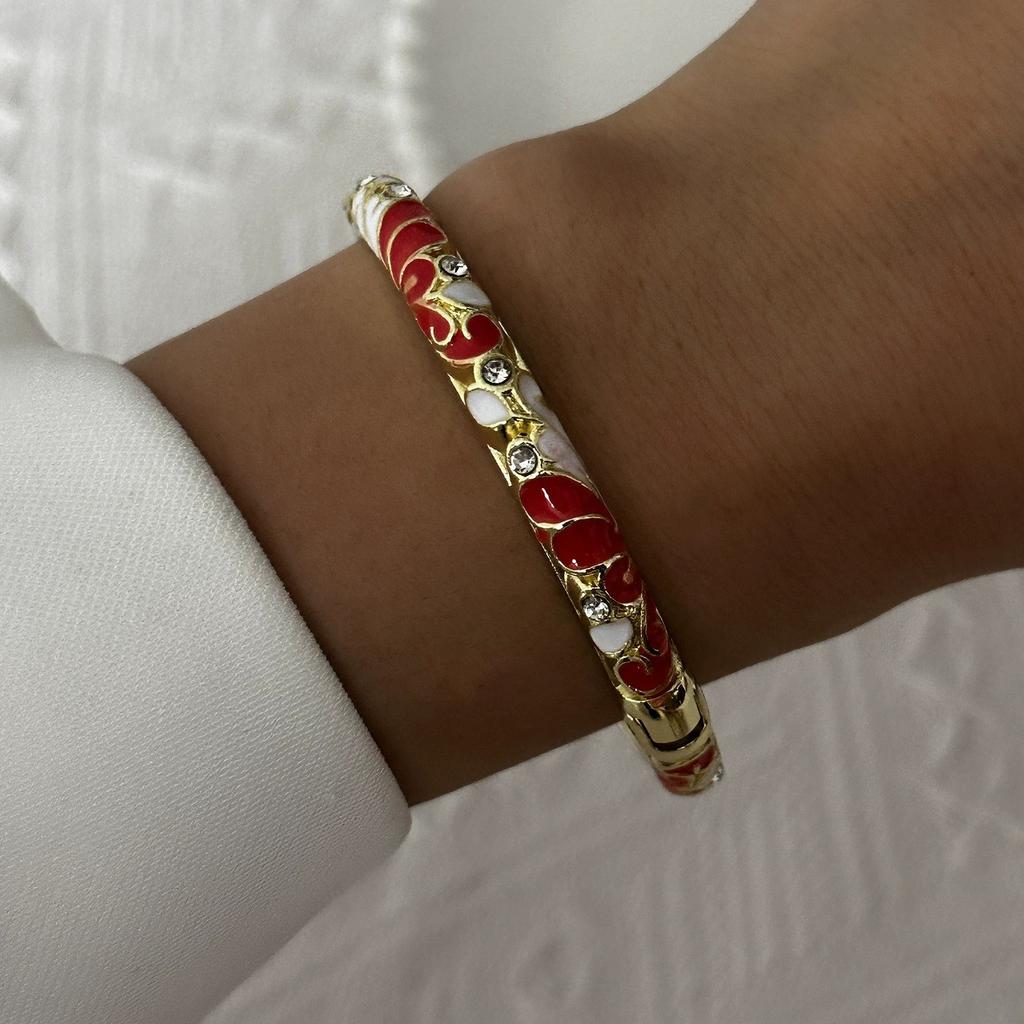 Retro New Trend Enamel Dropped Glaze Flower Texture Bracelet for Women Unique Design Evil Eye Floral Zircon Bangle Party Jewelry