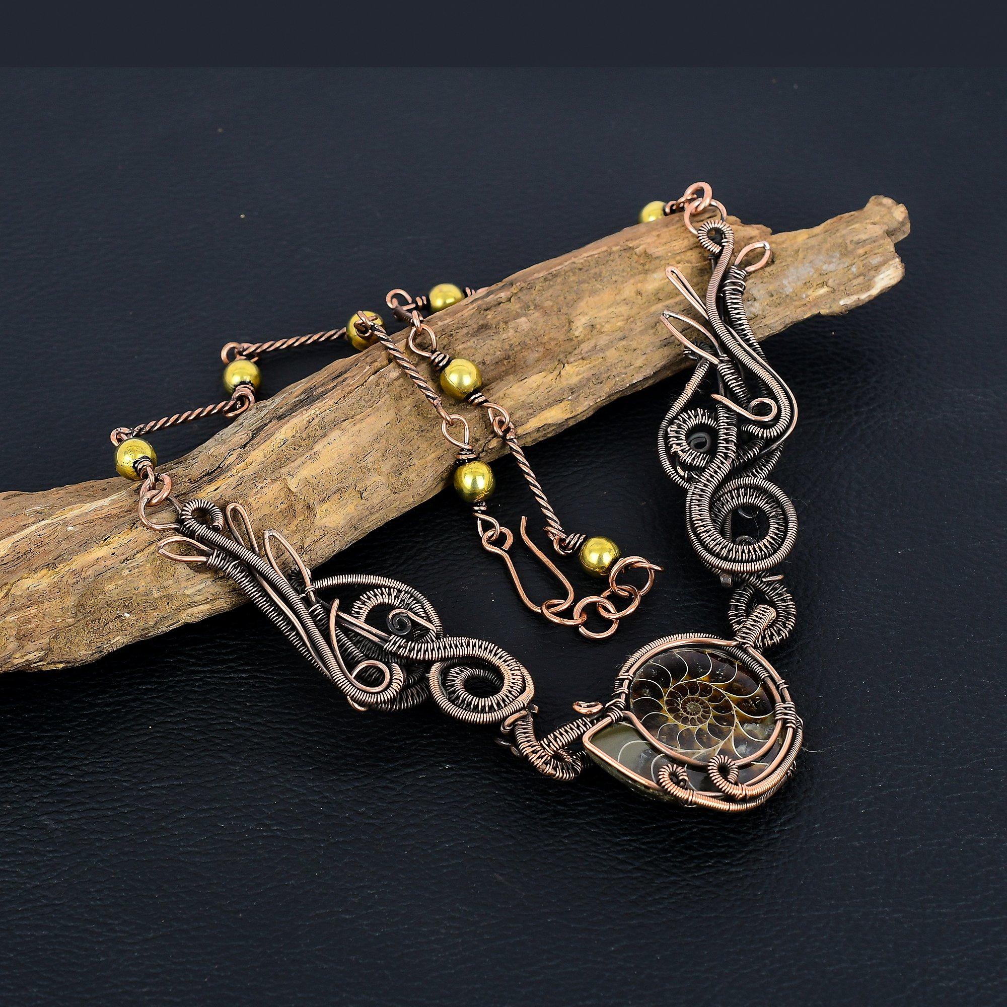 

Ожерелье с аммонитом, обернутое медной проволокой 999 пробы, с регулируемой цепочкой, ожерелье из драгоценных камней ручной работы ко Дню памяти Adjustable With 18 Inches