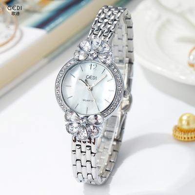 Ladies Light Luxury Medium Antique Creative Flower Diamond Gypsy Star Fashion Waterproof Steel Belt Quartz Watch