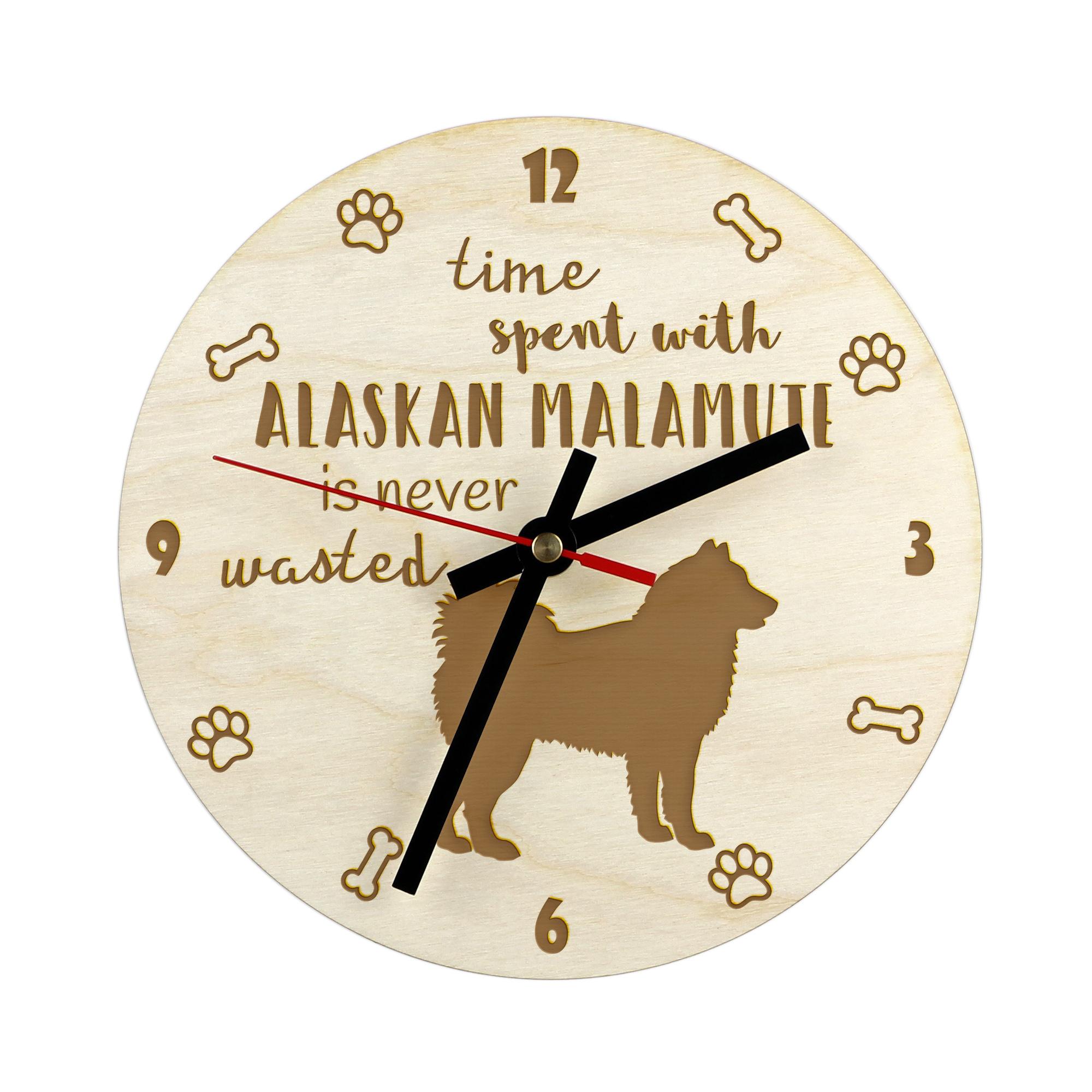 

Alaskan Malamute - clock with dog, wooden clock with engraving, personalised clock by Art-Dog