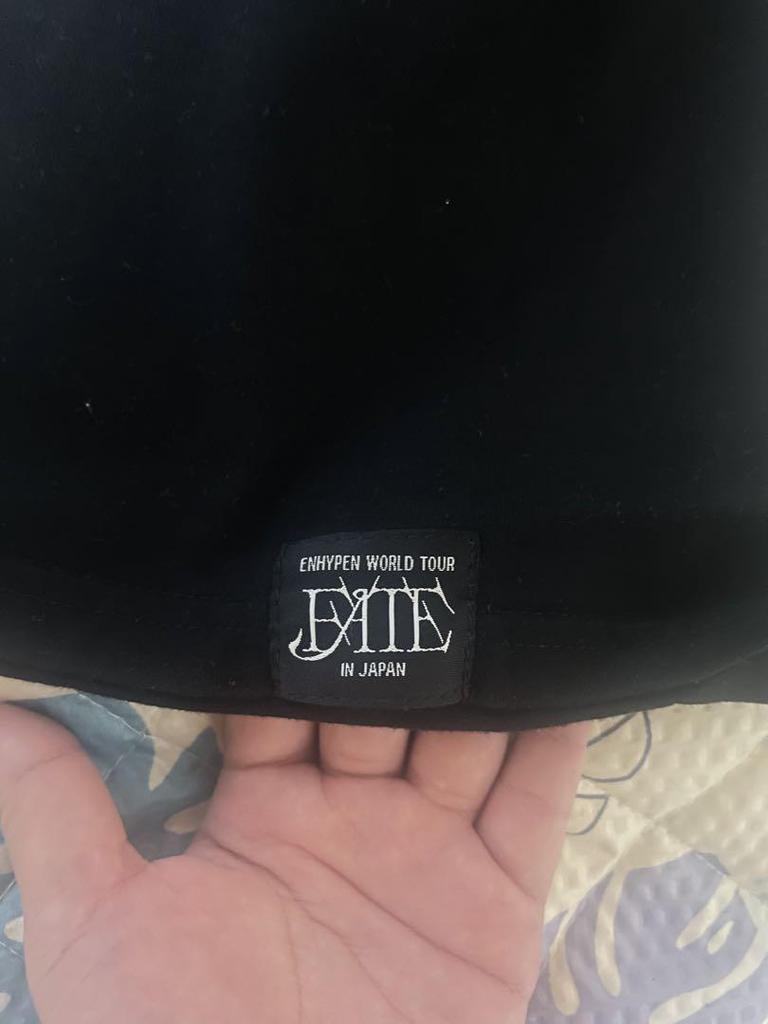[USED] ENHYPEN FATE Tour T-shirt, size L