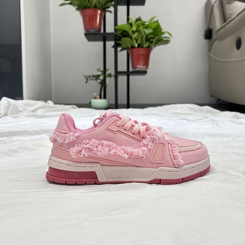 Fashion 2024 New Spring and Autumn Pink Denim Fringed Retro Bread Shoes for Women Couples Niche Sports Casual Shoes for Men