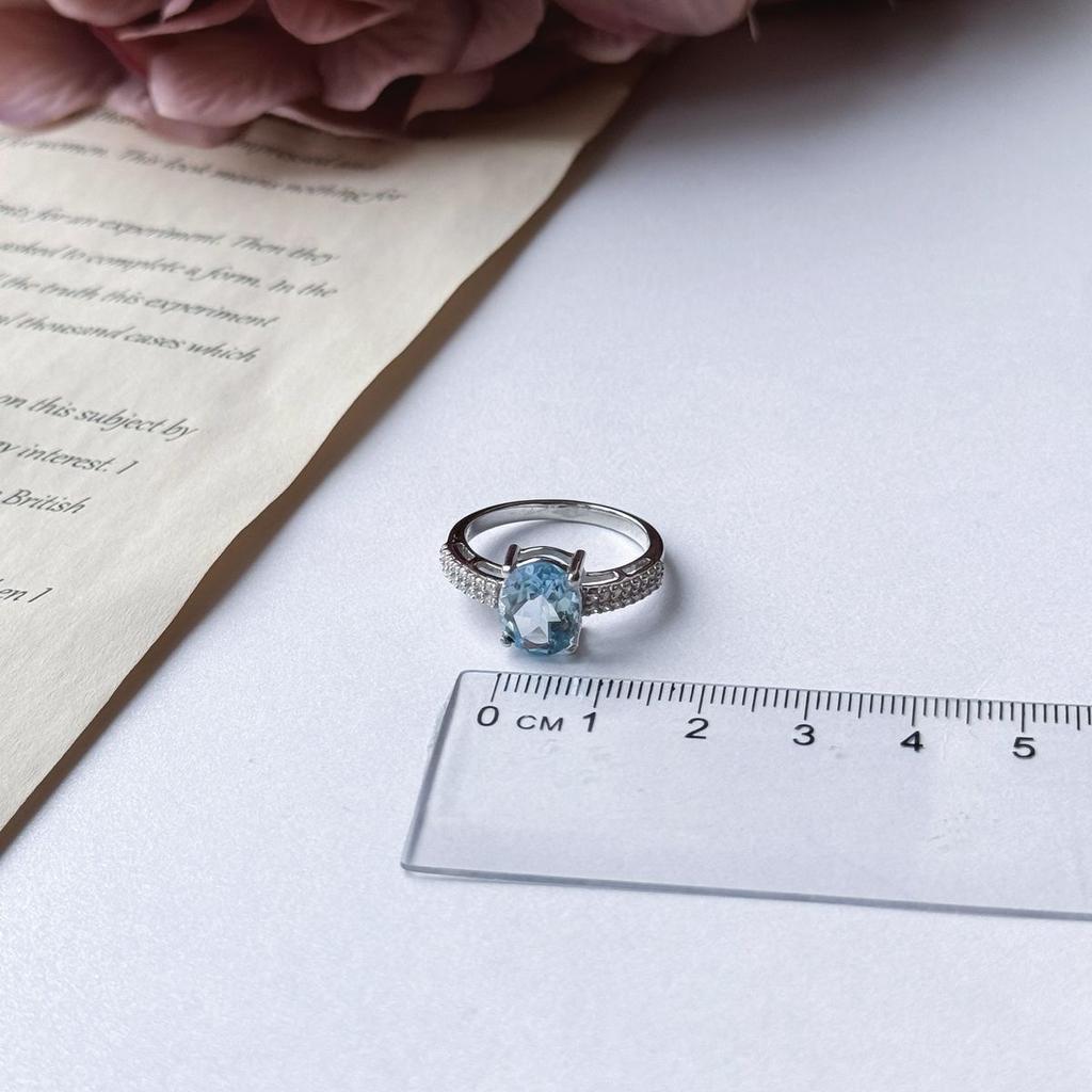Серебряное кольцо с натуральным топазом 3.11ct, вес изделия 3,7 гр (2157700)