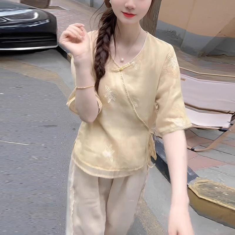 2025 summer medium-sleeved embroidered top feminine temperament versatile high-end lace-up shirt women