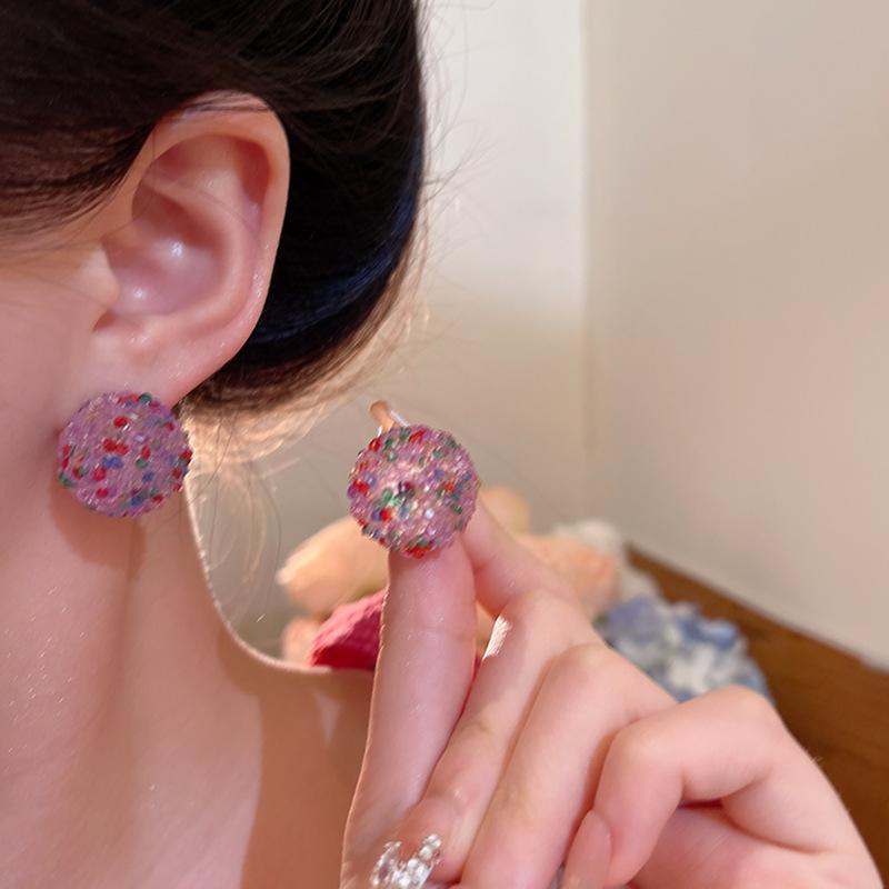 

Colored Diamond Candy Love Stud Earrings Female Sweet Personality Earrings Year Ears
