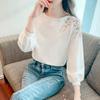 Moda Lato O-Neck Dzianinowe Swetry Swetry Damskie Topy Kwiat Haft Biały Sweter Damski JJ20