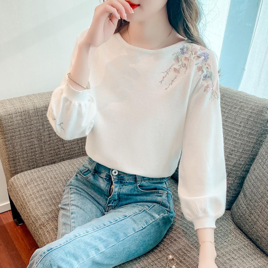 Moda Lato O-Neck Dzianinowe Swetry Swetry Damskie Topy Kwiat Haft Biały Sweter Damski JJ20