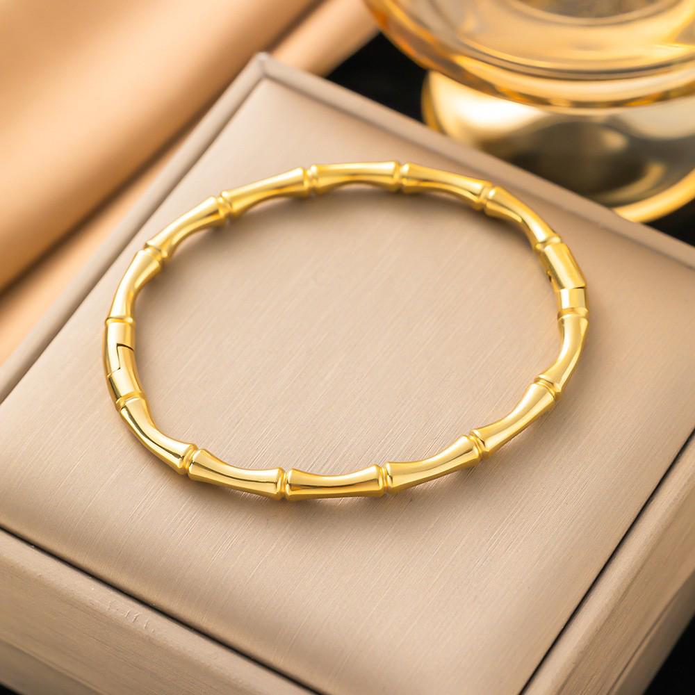 Bracciale da donna in acciaio al titanio con diamanti, placcato oro, non sbiadisce, intarsio di zirconi, alta gamma, semplice, versatile gioiello in acciaio inossidabile