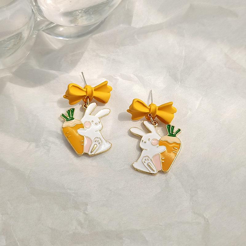 Little Rabbit Carrot  Bow Earrings - Cute Cartoon Design