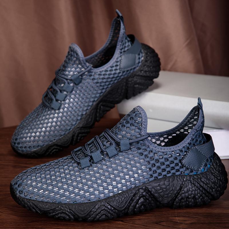 Spring Summer New Men's Shoes Lightweight Knitted Casual Socks Shoes Mid High Top Running Fitness Couple Shoes Fashionable Men's