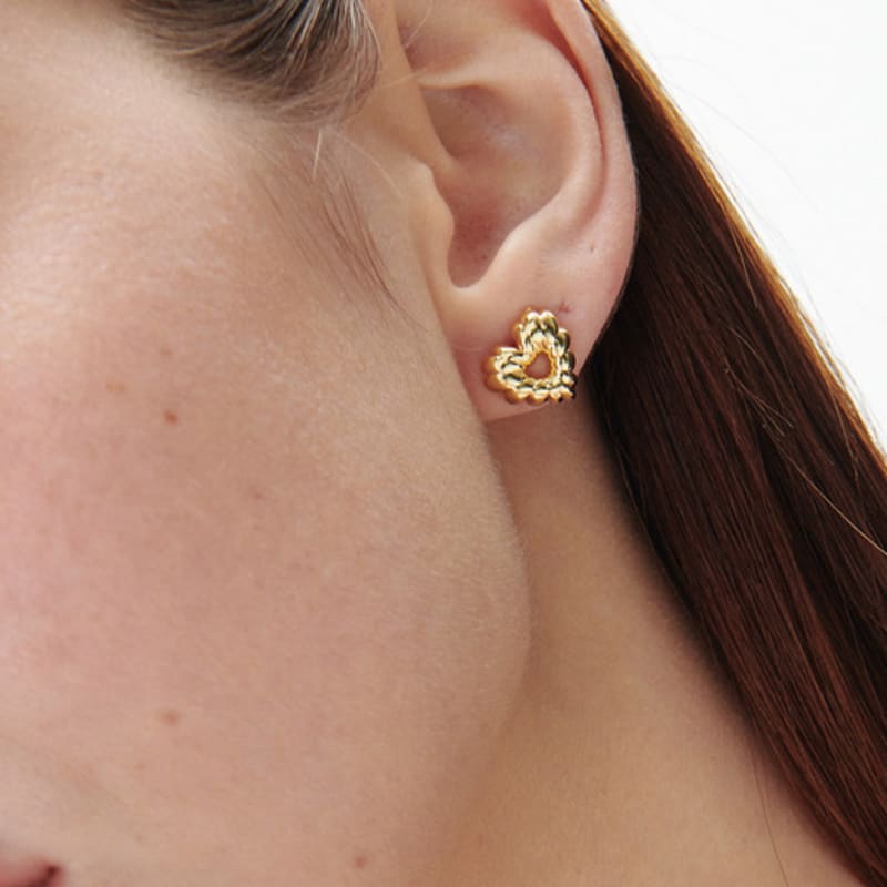 

MATIAS Cushion heart Earring (Gold) Gold