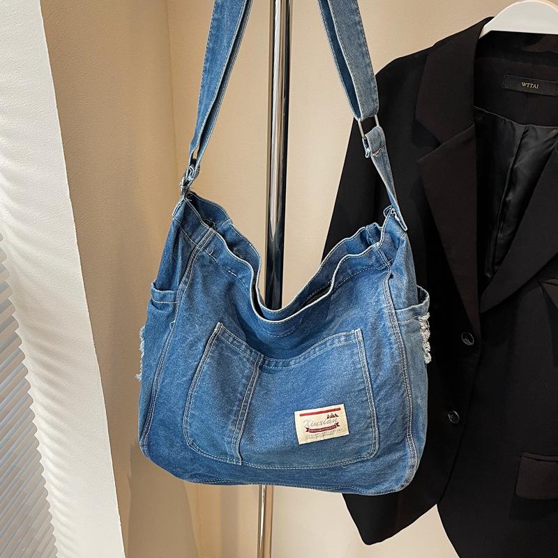 

Women s Casual Bag 2025 Autumn New Underarm Bag Light Crossbody Shoulder Bag Casual Simple Denim Women s Bag синий