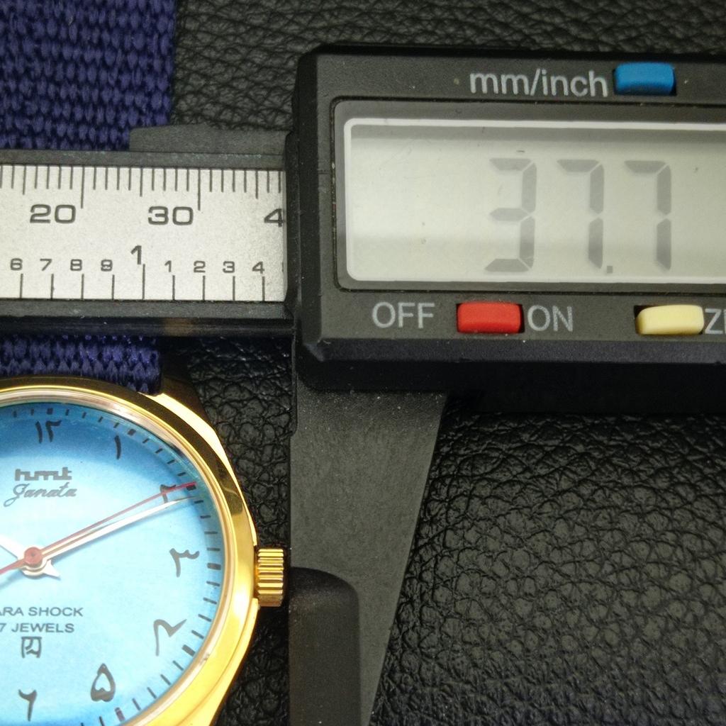 VINTAGE HMT JANATA HAND-WINDING INDIAN MENS SKY BLUE COLOR DIAL WATCH a702082-5 R208-a702082