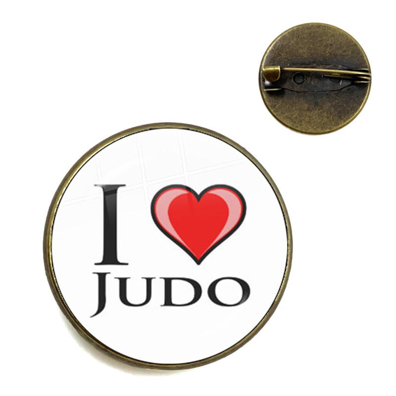 2021 Trendy Sports I Love Judo Brooches Pins Men Women Karate Jewelry High Quality Handmade Badge Brooch Gift