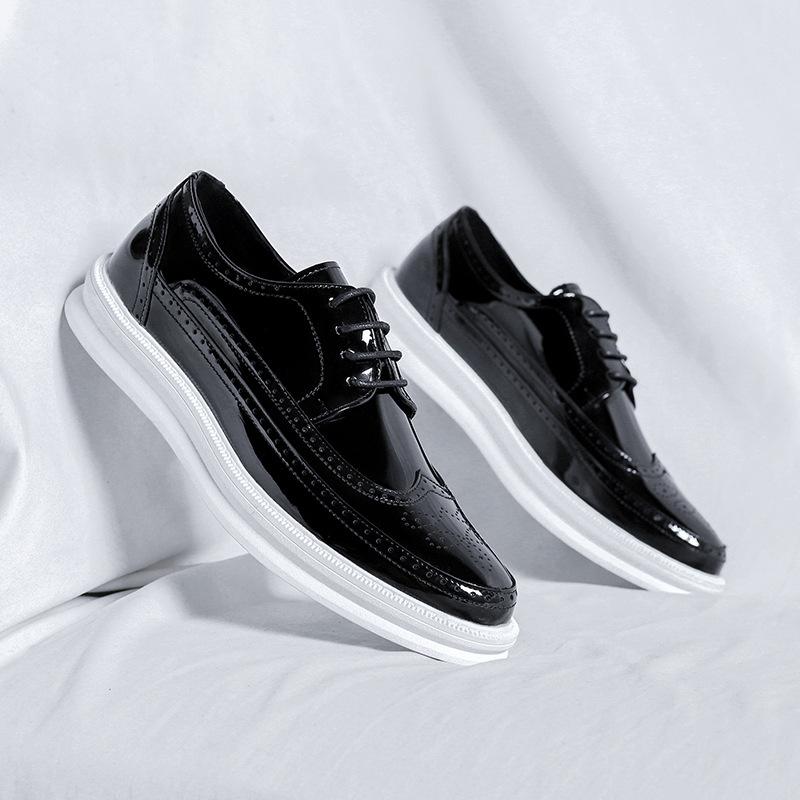 Fashion 2025 Spring Autumn New Designer Men's Dress Shoes Fashion Business Formal Bright Face Patent Leather Black Brock Shoes for Men