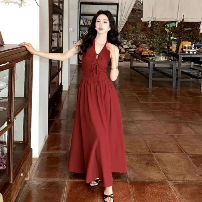 French Retro Red Neck Suspender Dress Women's Summer New Seaside Vacation Temperament Waist Dress 2026