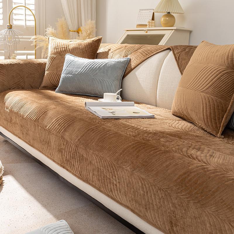 

Plush Sofa Cushion, Thickened Non-Slip Sofa Cover In Winter, All-Inclusive Sofa Cover, Anti-Cat Claw Seat Cushion Manufacturer S New Model 70*70cm