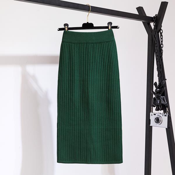 Autumn and Winter Korean Version Slim Fit Versatile Mid Length Knitted Yarn Back Slit Skirt