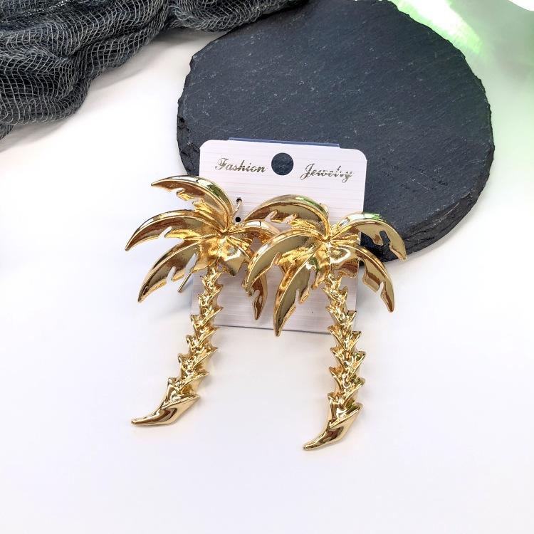 Retro stil personlighet överdrivna metallnitar örhängen enkla geometriska barockstil hoppande örhängen mode öron smycken