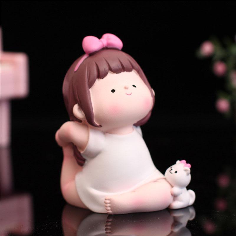 Yoga Girl Figurine Cartoon Lovely Cute Fashionable Decoration Yoga Pose Girl Ornament for Car