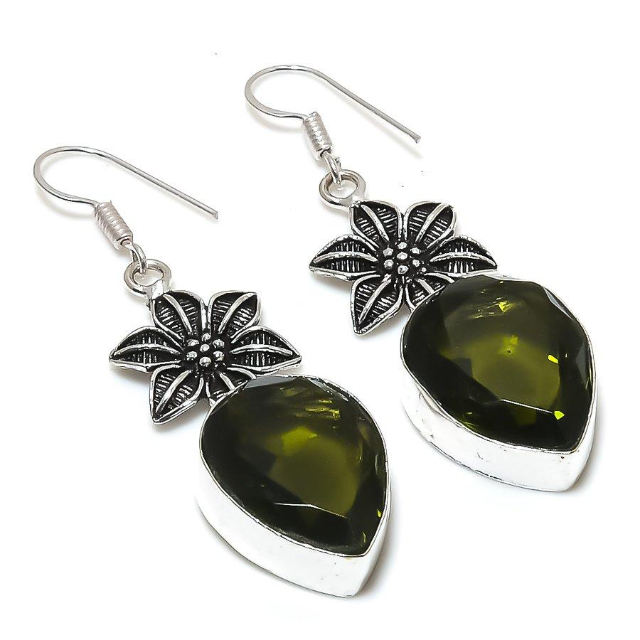 

Этнические ювелирные серьги ручной работы с зеленым аметистом и драгоценным камнем 2,25 дюйма SR-199