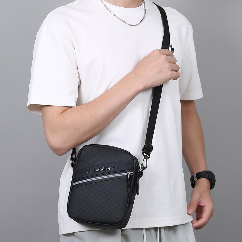 2025 New Men's Crossbody Bag Lightweight Commuting To Work Multi-layer Shoulder Bag Simple Fashion Men's Bag