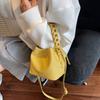 PU Leather Crossbody Bag Versatile Bucket Bag Stylish Purse Handbag  Girl