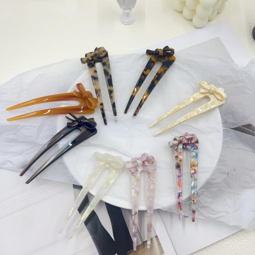 Trendige Schleife U-förmige Haarnadel Perlglänzend Kontrastfarben Acryl Haarnadel für Frauen Exquisites Süßes Mädchen Alltägliches Haaraccessoire