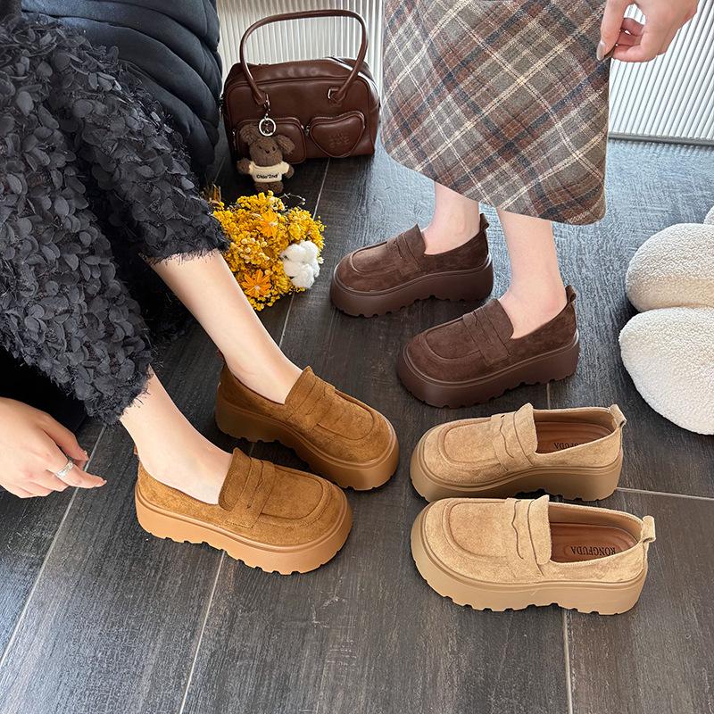 Sports Fashion Temperament Small Leather Shoes Women's 2025 New Spring Korean Version French Retro Fashion Loafers