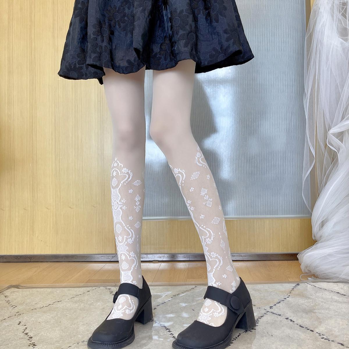 Sweet Style Spring Summer Ultra-Thin Core-Spun Yarn Milky White Floral Stockings Calf Totem Jacquard Pantyhose for Women One Size