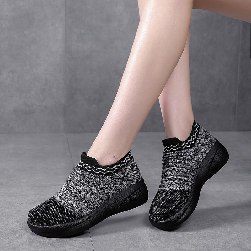 

Fashion 2024 New Spring/Summer Couple Outdoor Wading Shoes Swimming Quick Drying Indoor Fitness Yoga Shallow Mouth Soft Sole Shoes 35 серый