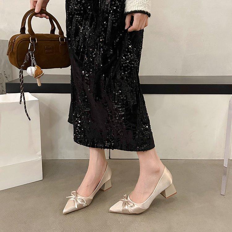 [Youshilai] Korean version of pointed-toed shallow-mouth rhinestone high heels for women's 2025 spring new skirt versatile single shoes