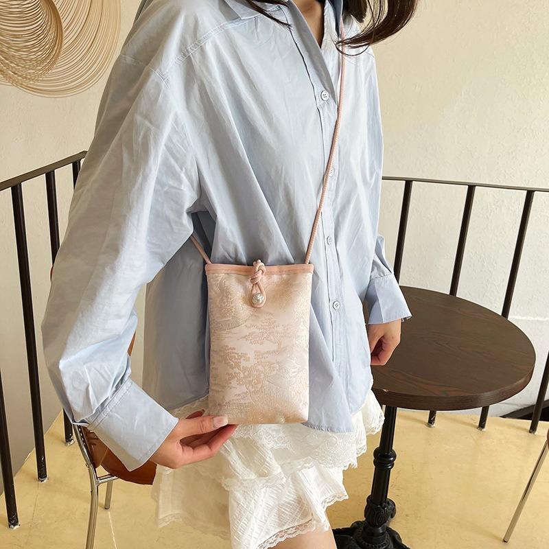 Summer New Vertical Mobile Phone Bag Fashionable, Simple and Versatile and Beautiful Casual Shoulder Messenger Bag Women