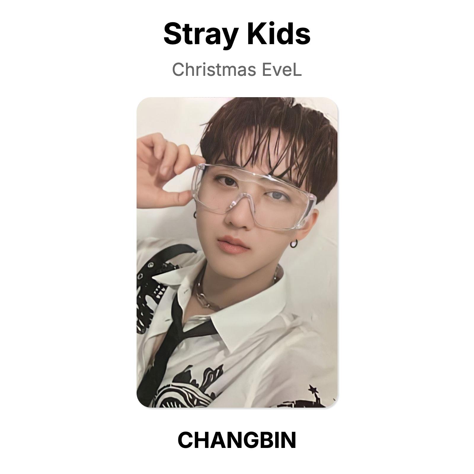 Официальная фотокарточка Stray Kids Christmas EveL CHANGBIN