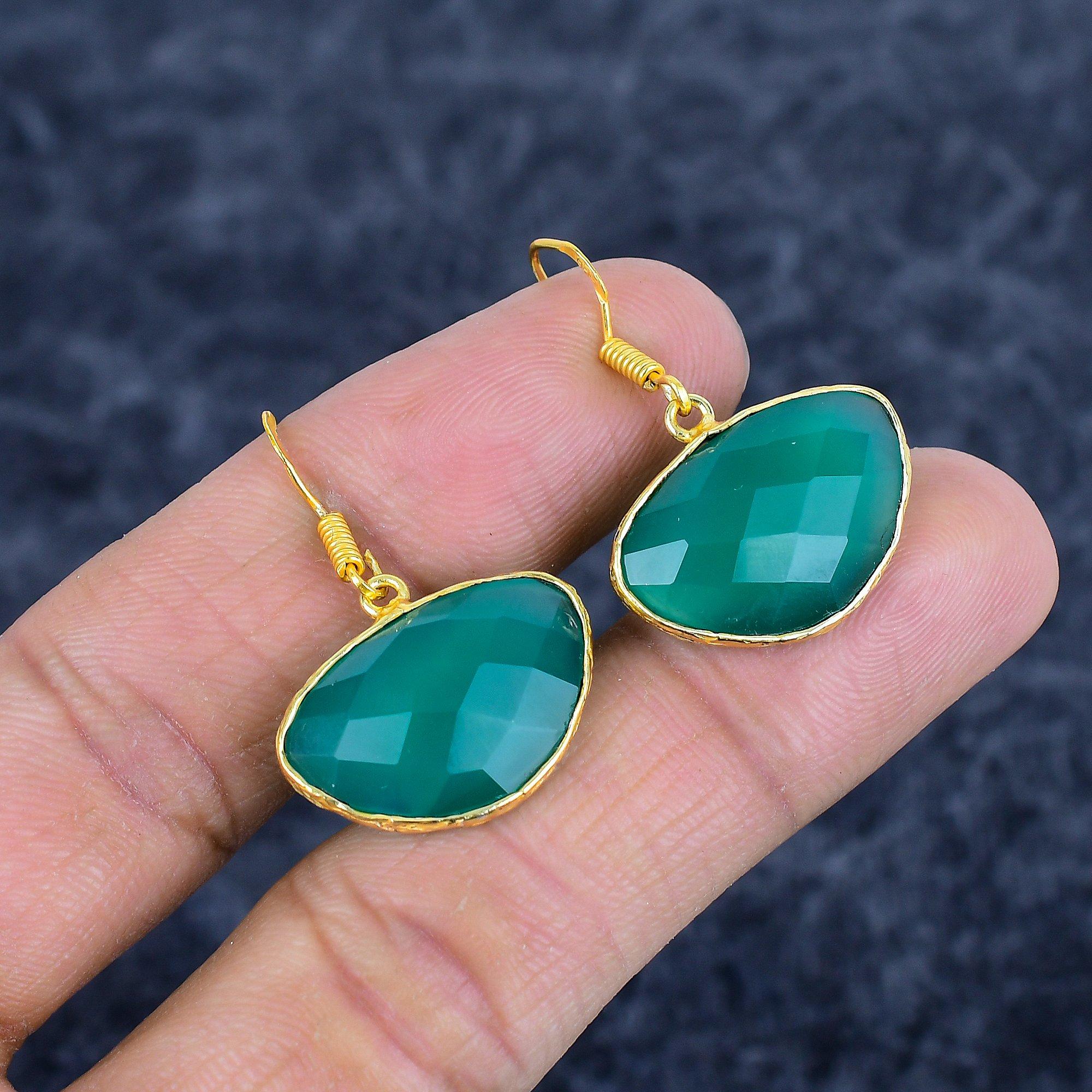 

Green Chalcedony Gemstone Handmade 925Sterling Silver Jewelry Earring 1.38 M-3165