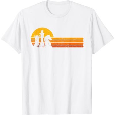 WiThwe Vintage Chess Player Retro Sunset Design Chess Pieces T-Shirt