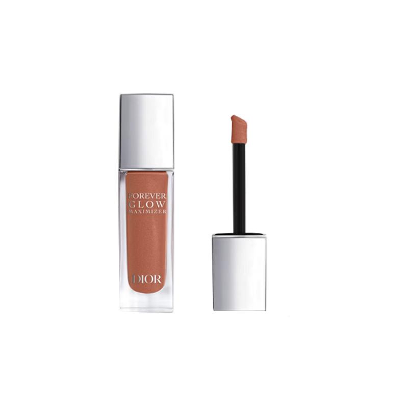 

DIOR Accessory Long-Lasting Liquid Highlight 26 new spring colors are launched. Fine shimmer to brighten skin tone and modify contours. . #bronze белый