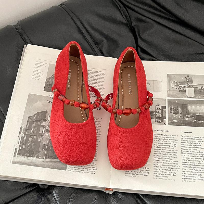 Beaded flat bottom shallow mouth single shoes women's 2025 new autumn gentle matching skirt national style Mary Jane shoes Doudou shoes