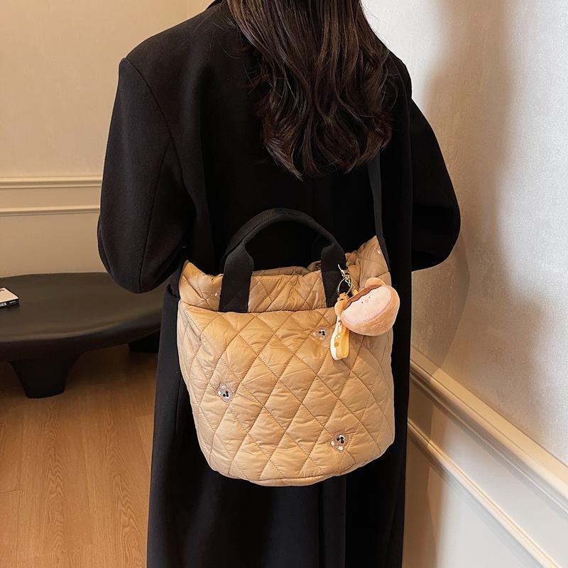 Большая вместительная сумка-тоут для учебы — фото 7