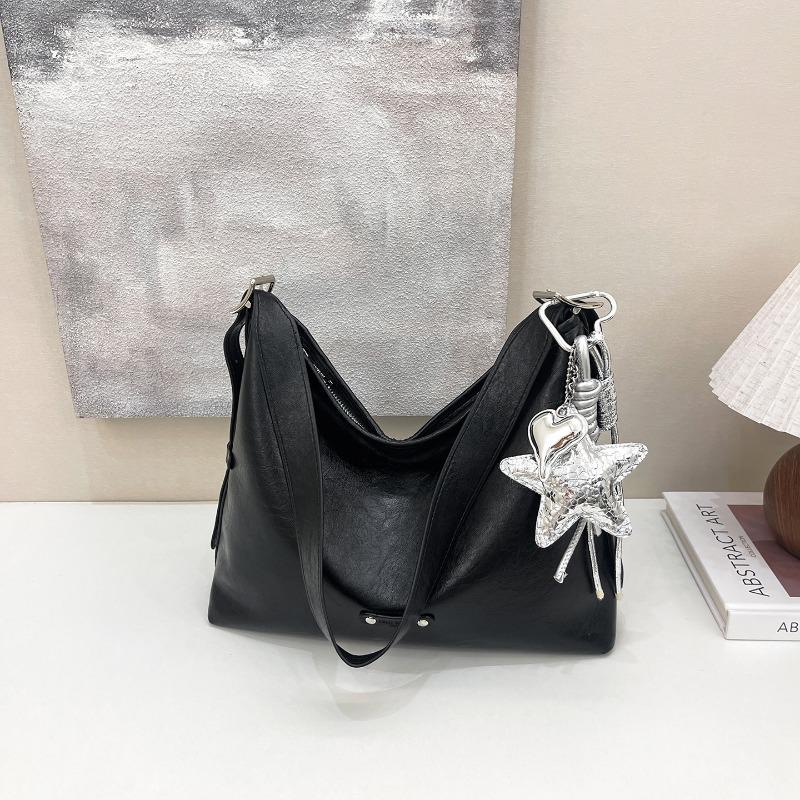 Popular Large-capacity Dumpling Bag Women's New Simple and Versatile Shoulder Messenger Bag Commuter Bag