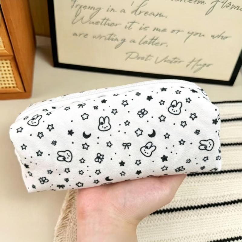 Gifts Cartoon Bunny Pencil Case Star Moon Pattern Zipper Closure Pencil Pouch White Large Capacity Pen Pouch Office Supplies