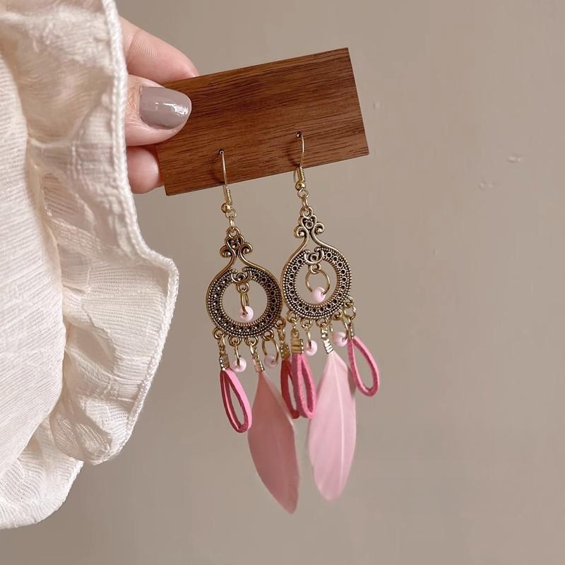Hot selling ethnic style retro feather earrings, long multi colored vacation feather earrings, bead string design, circular earrings