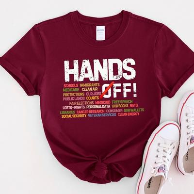 T-shirt Protesta 'Mani Lontane', Attivismo Politico, Salva le Terre Pubbliche, Libertà di Parola.