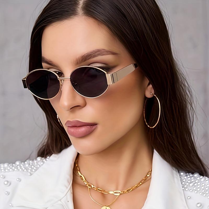 2 piece Set of Fashionable and Trendy Glasses for Women  Suitable for Summer Outings Vacations Outdoor