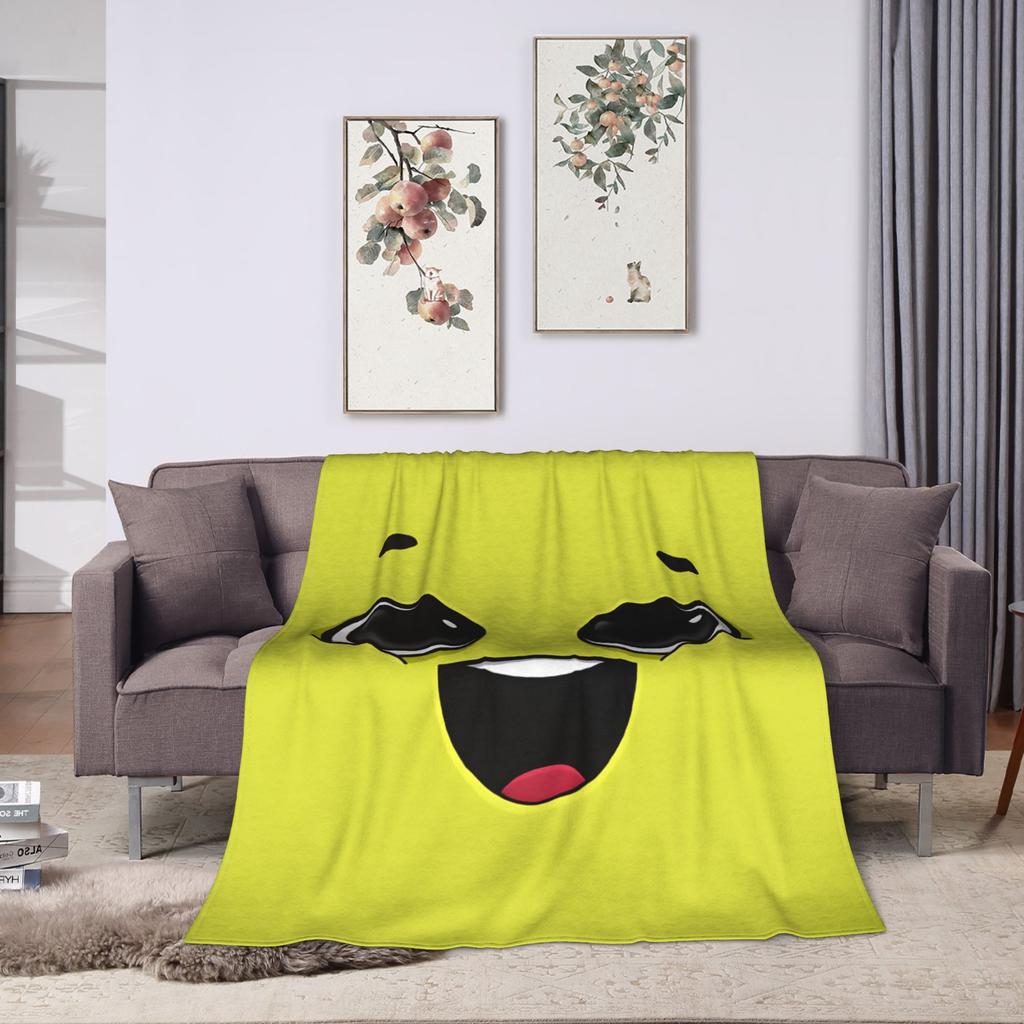 Cartoon Face Meme With Big Eyes Blanket Girls Flannel Bedding Throws For Couch Bed Warm Comfy Design Quality Bedspread Gift