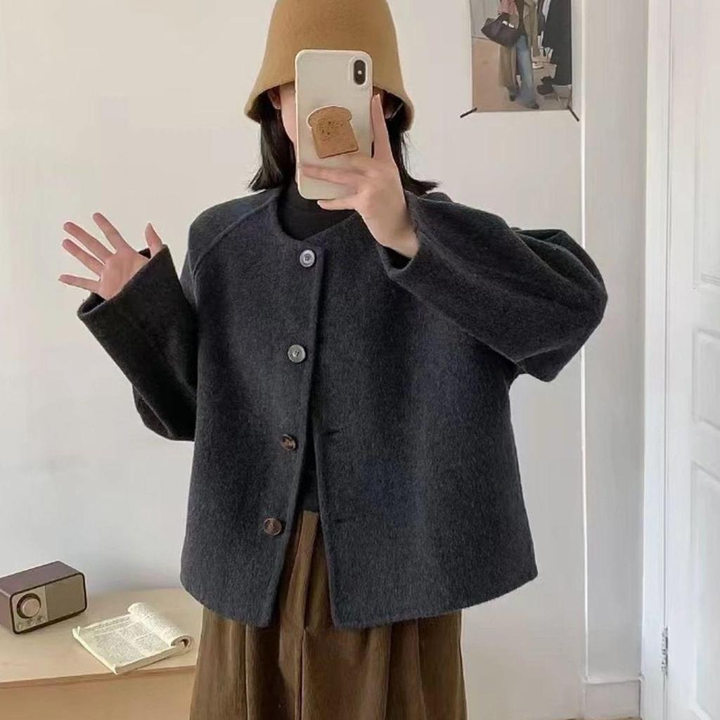 Stylish Women's Fallen Leaf Wool Coat – Short, Popular Winter Fashion